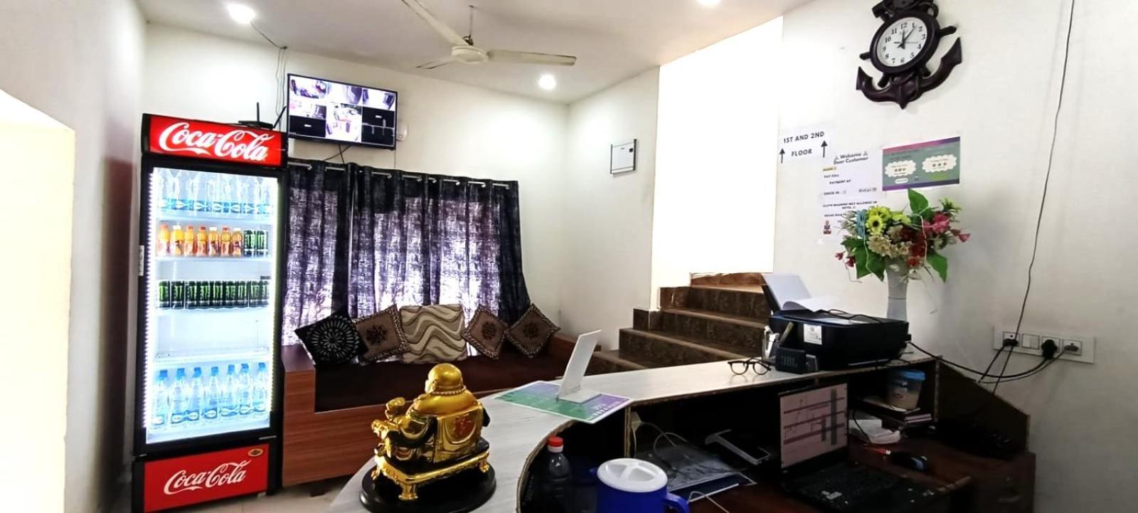 Zora Park Luxury Rooms วิสาขปัตนัม ภายนอก รูปภาพ