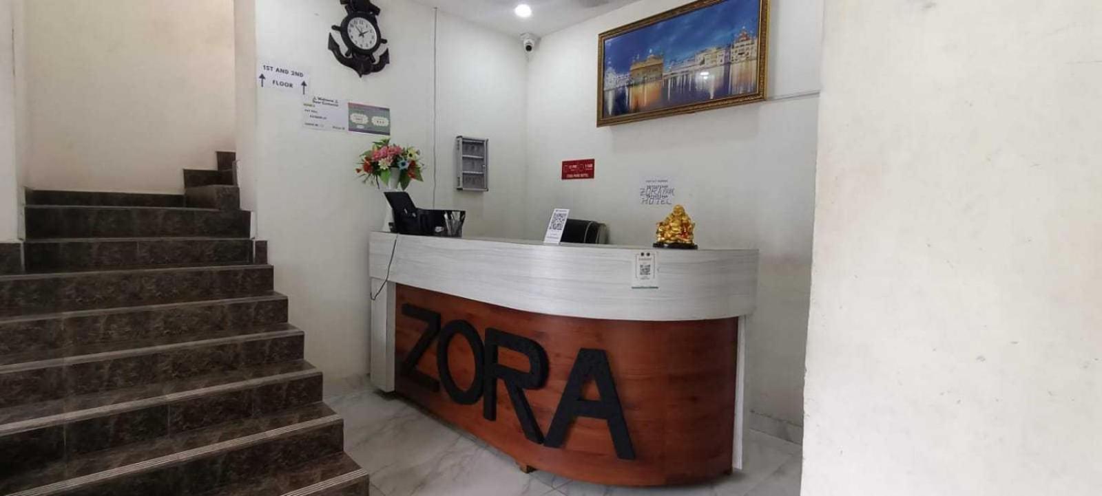 Zora Park Luxury Rooms วิสาขปัตนัม ภายนอก รูปภาพ